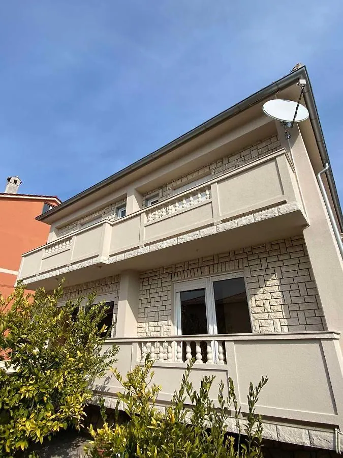 Apartment Apartman Branka Rab Town